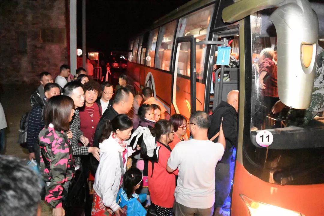 最不愿見到災(zāi)難的地方又受災(zāi)，汶川航拍畫面令人揪心