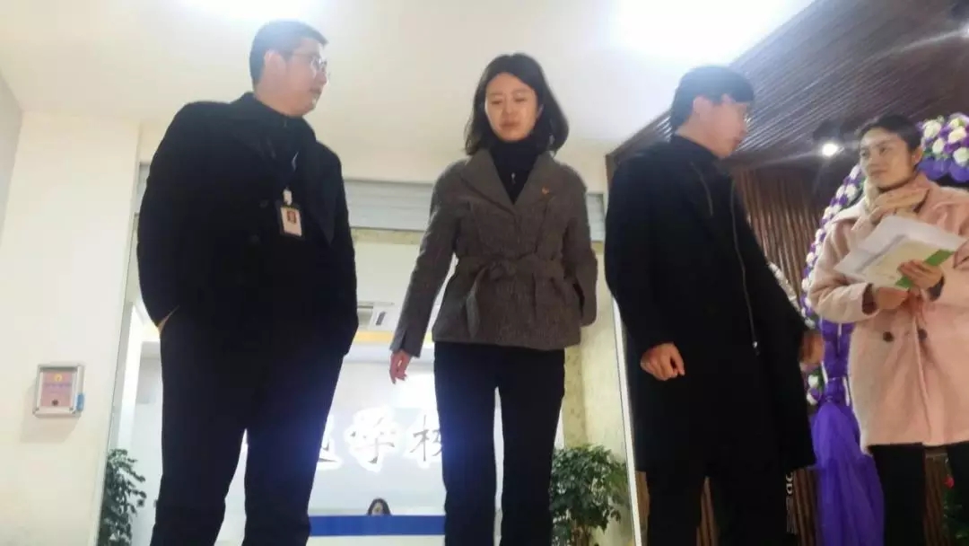 熱烈祝賀川越教育共青團(tuán)總支部委員會(huì)成立了！