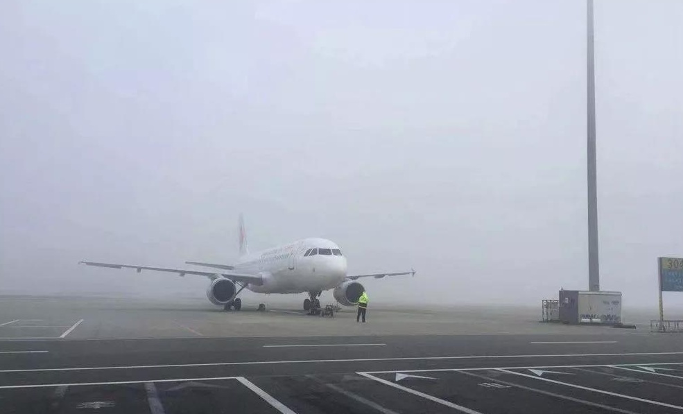 大霧來襲！四川境內(nèi)多條高速封閉，雙流機場100余航班受影響