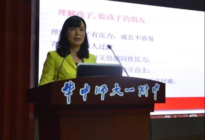 高考704分！2019高考狀元媽媽首次分享育兒秘訣（家長再忙也要看看）