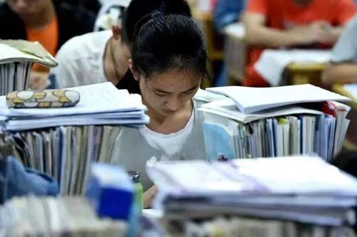 2020年高考是否推遲？開學(xué)考研到底咋辦？教育部集中回應(yīng)不得不看