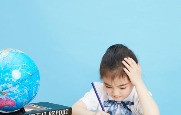十一假期馬上結(jié)束，告訴孩子：學(xué)習(xí)從來(lái)不是一件輕松的事情?。▋?nèi)附收心指南）