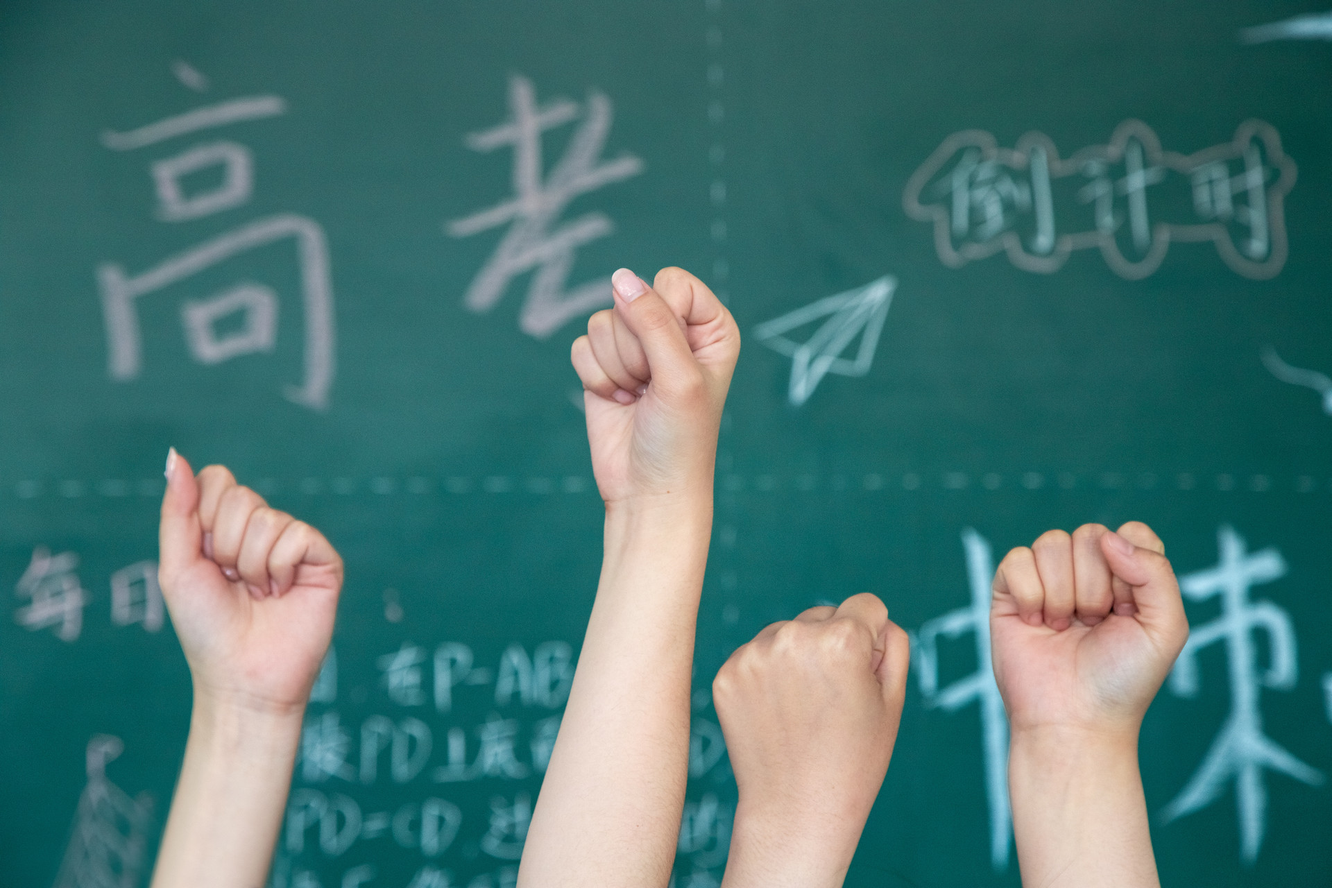 怎樣表揚(yáng)，才最能引導(dǎo)孩子成長？